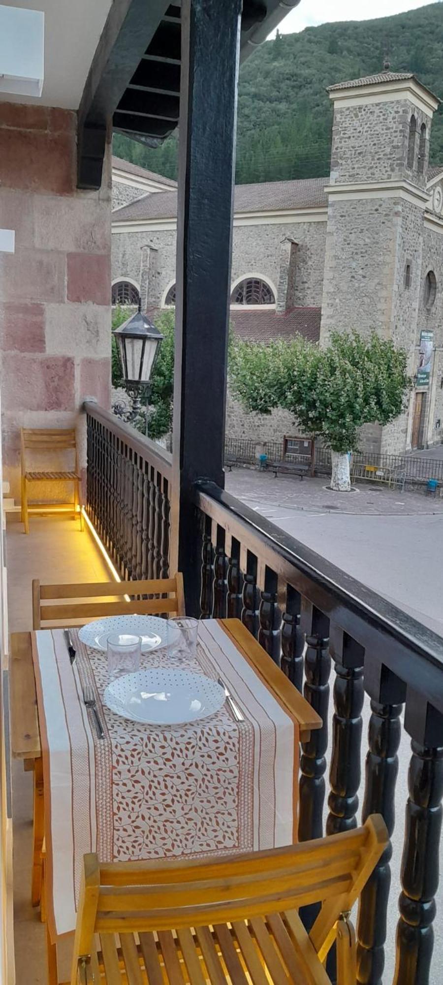Corazon De Liebana Apartment *